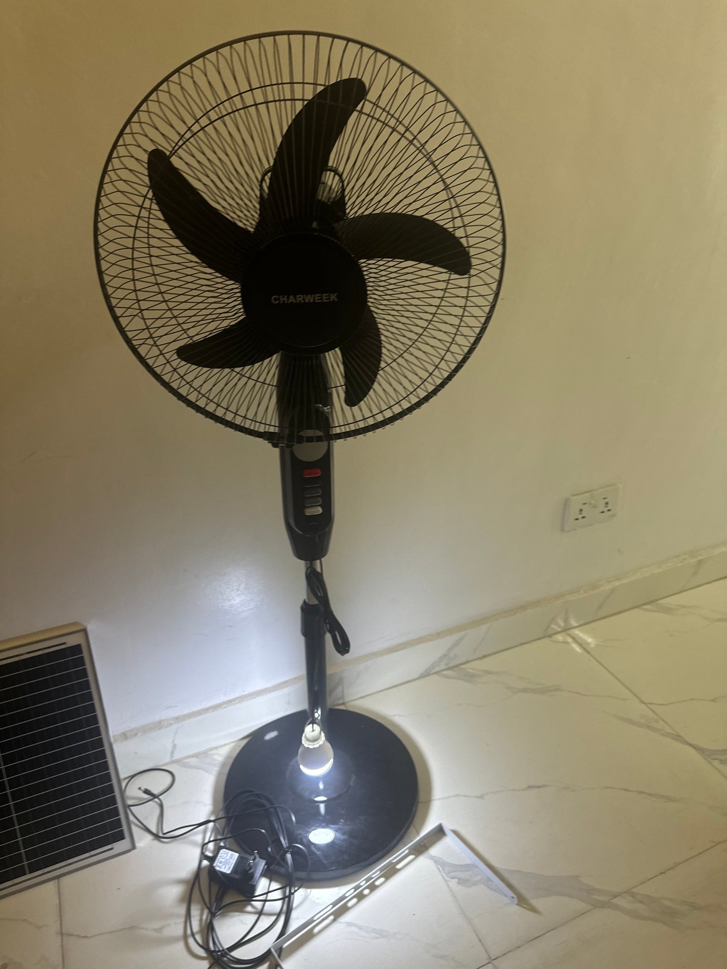16 inches Solar Rechargeable Fan with Solar panel